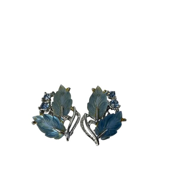 Vintage Clip On Earrings Blue Lucite Leaves Rhinestones Silvertone 1.25 inch - Picture 1 of 7